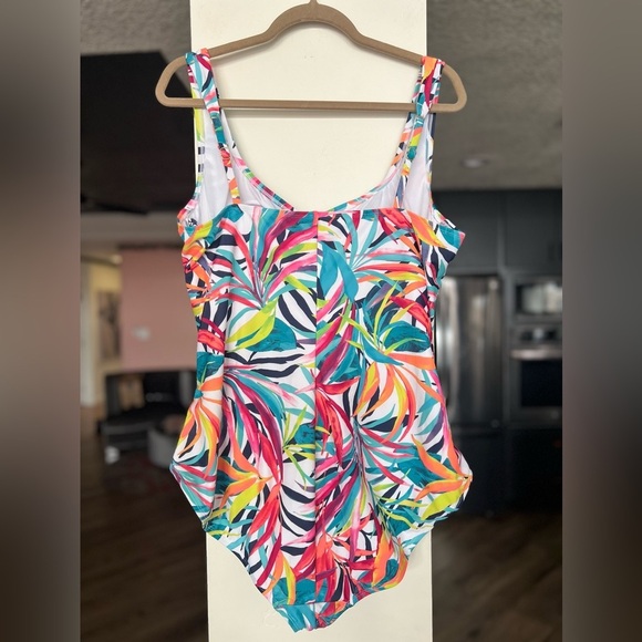 RAINBOW TROPICAL SONNET SHORES NWT BATHING SUIT SZ 24W - Picture 3 of 7